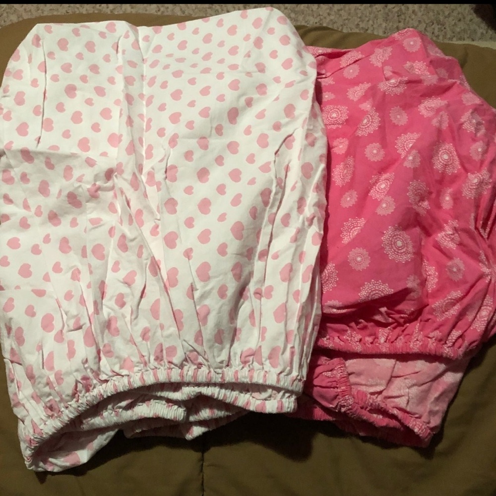 Fitted sheet for baby/toddler bed